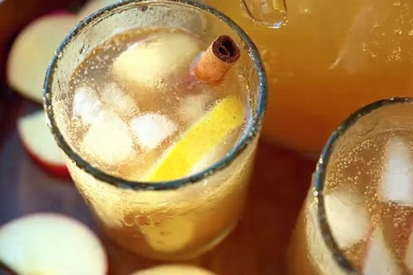 Chilled Sparkling Apple Cider - Tasty Recipes Chef